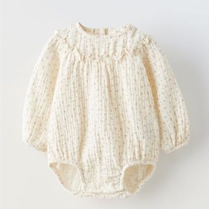 Zara floral bodysuit. Pink & Cream. Size 1-3 months. Great condition.